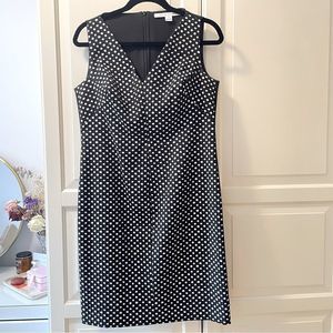 DIANE VON FURSTENBURG VNECK FITTED DRESS SZ 14